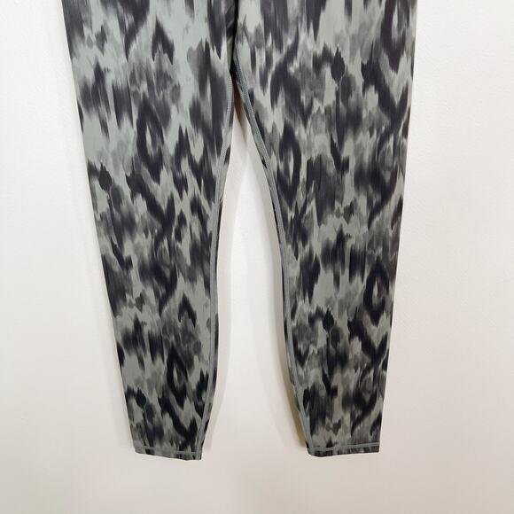 New Varley Medium M Gray Luna Leggings Watercolor Aztec Animal High Rise 25" - Picture 7 of 11